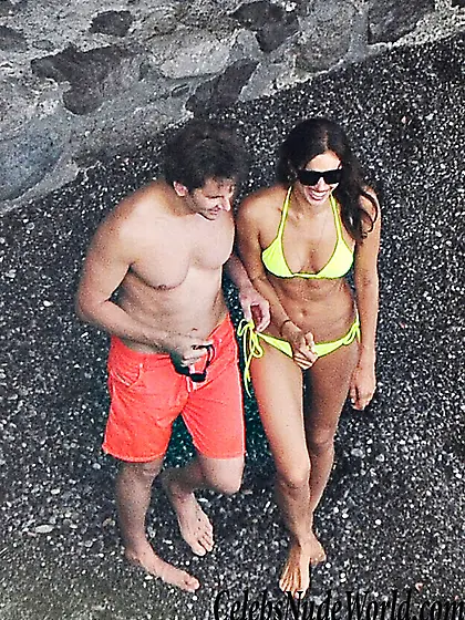 Irina Shayk's sexy pics at the beach