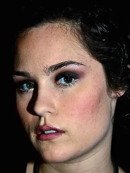 Dark-haired pain slut likes