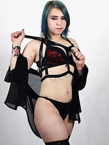 White teen with pink hair and nice tits