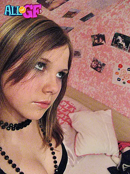 Amateur girlfriend topless exposure