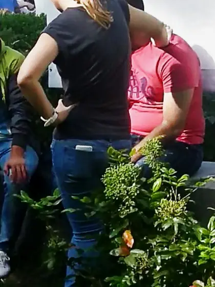 Spy sexy women in parck romanian