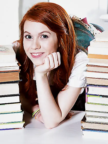 Little upskirt pussy