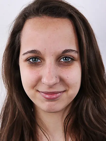 Young babe sexy eyes