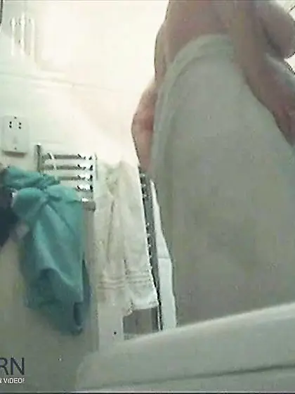 Unsuspicious plumper sister in law caught with spy cam