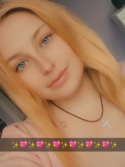 Ukrainian refugee dream teen