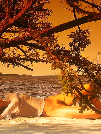 Vika Ac removes her seductive lingerie on the beach and shows us