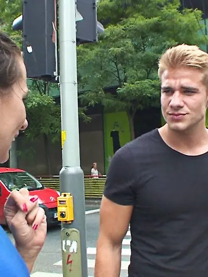 Brunette chick offers money