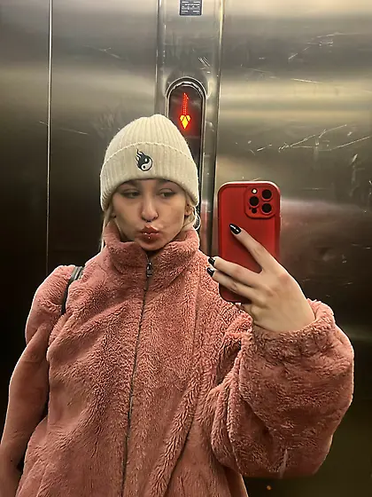 Blonde dutch slut emo tight cute shorthair