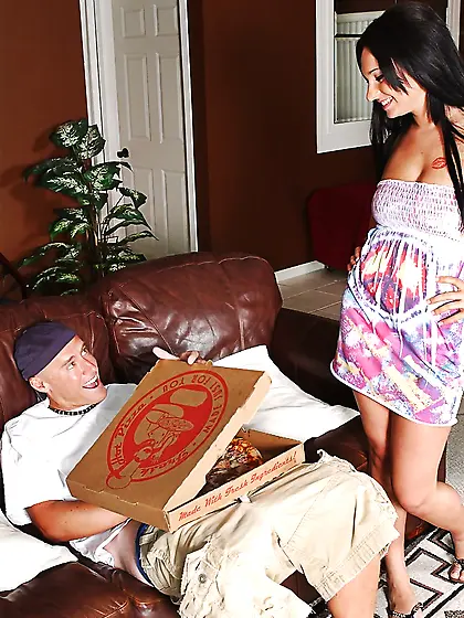 American brunette pizza guy