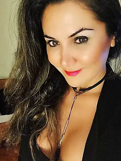 divina si es verdad me encanta cuando estan eyacul