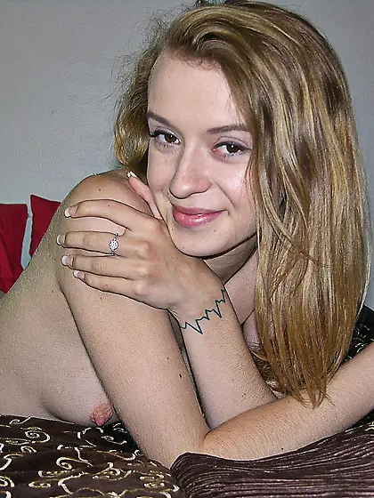 Kristy - 800 pics - (2000x1600) - CLICK WEBSITE LINK