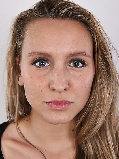 Young brunette seductress fresh