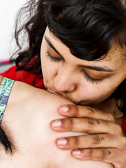 Tanned chick fucks pale-skinned stepsister with hairy cunt and a