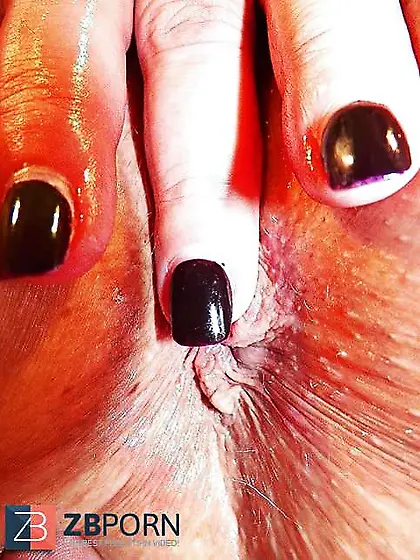 Bella Rectal fake penis