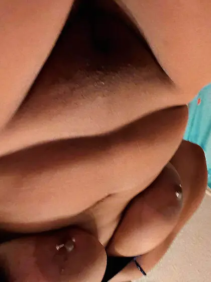 Big Ass Redbone Teen tittys!