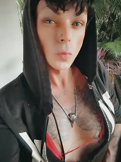 Tattooed Tranny Milf TILF