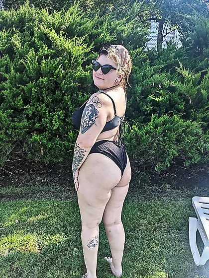 Ginger slut for you to cum to