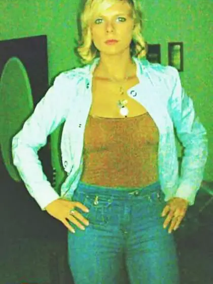 Ideal non-bare honeys plz comment