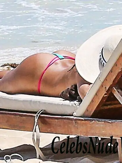 Topless Beach Fun With Arianny Celeste and Her GFs