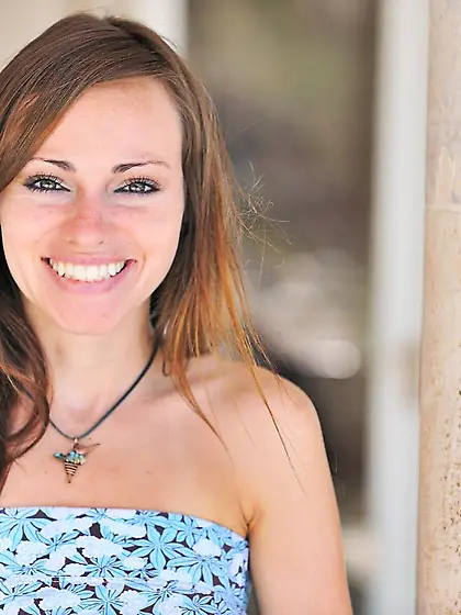 Leggy Amelia FTV in black high heels and blue dress flashes her