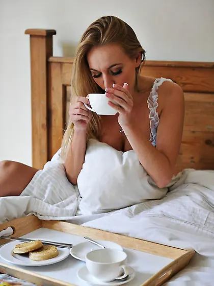 White sheer lingerie of Hayley-Marie Coppin doesn???t not hide h