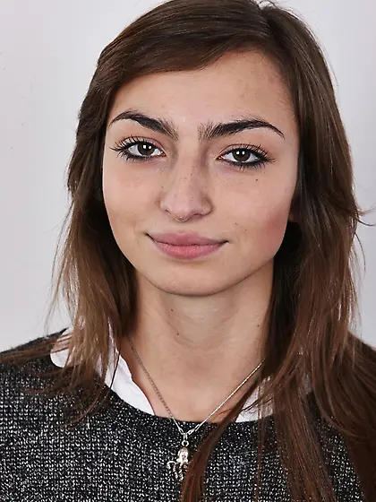 Slender brunette chick apple