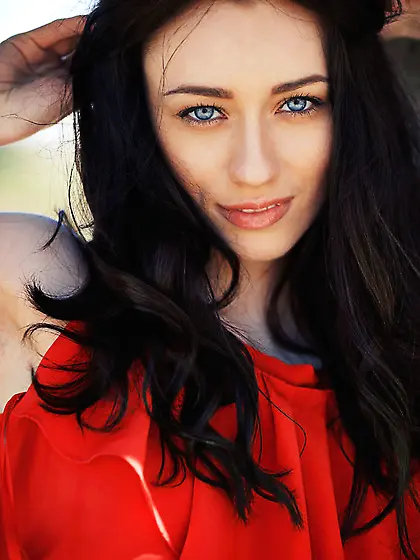 Awesome fawn red dress