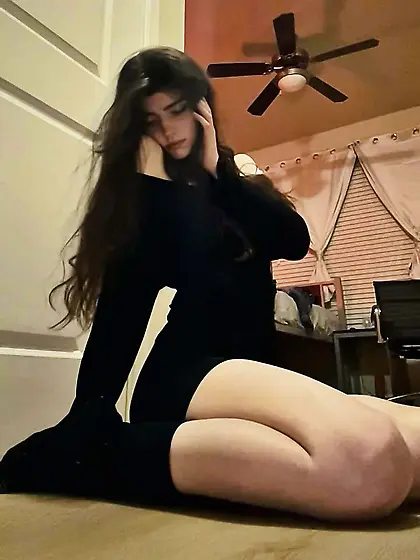 Violet (TikTok Slut) for Tributes