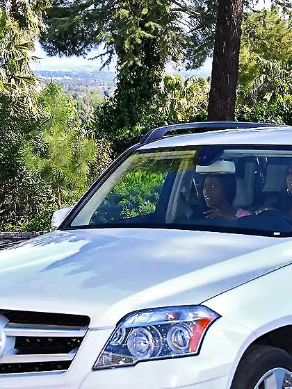 Slutty ebony bitches Hydie Waters and Vanett Jolie share one har