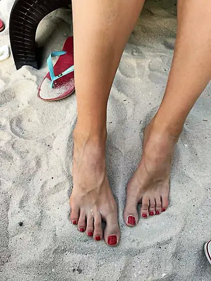 Huge feet