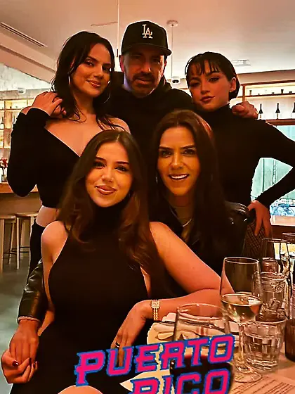 Amanda Diaz,  Dafne Keen,  Isabela Merced