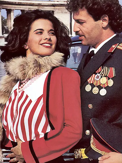 Retro babe fucks sucks