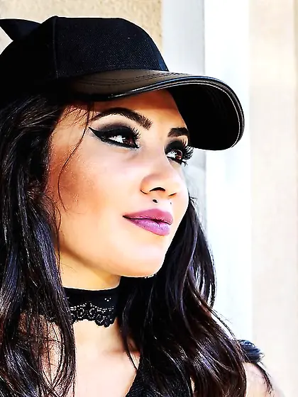 Athletic webcam girl