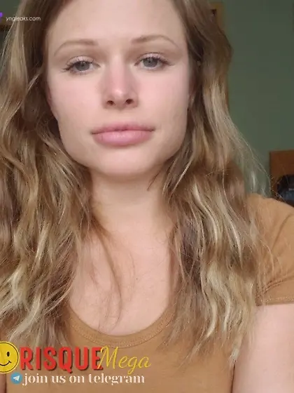 Brooke E - Cock Guzzling & Road Head Expert