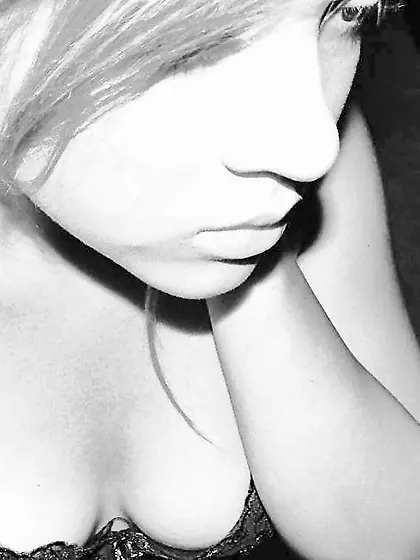 Crazy youthfull Damsel