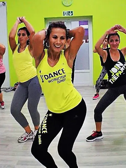 Ma pute de sœur ressemble à Cody Lane