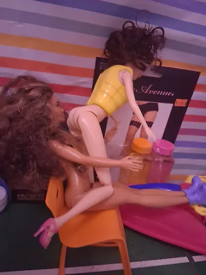 Microchip Soilders Tennis Club Scene 1