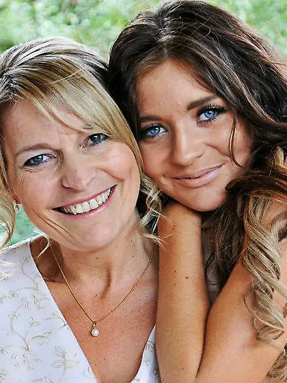 Mothers and Daughters 2