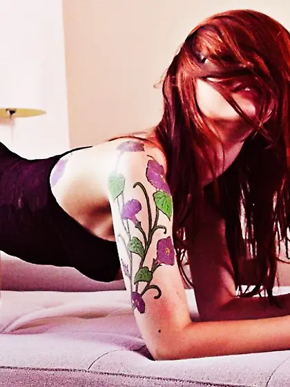 The shameless teen Eliz Stanton showing nude holes in all possib