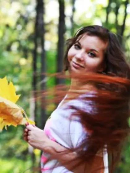 Brunette Teen Mermaid Fingering.