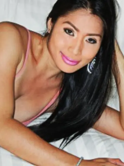 Brunette Nicole Vibrator.