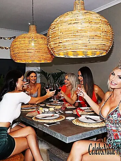 Rosanna Arkle Sexy Photos