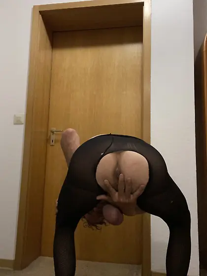 Spermaschluckende und scheissefressende Klonutte