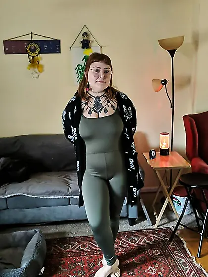 Her dad must be so proud of his stinky ginger slut