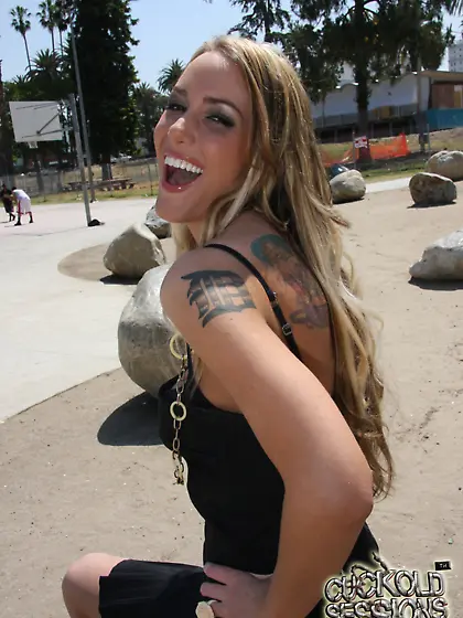 Audrey Elson cunt