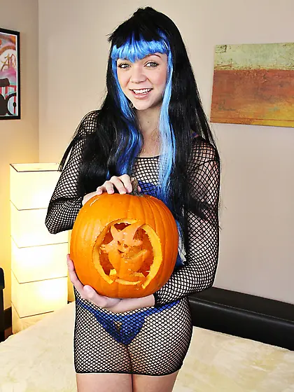 Sexy Halloween Deepthroat