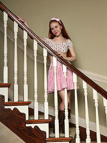 Redhead coed pounds her snatch with a bottle