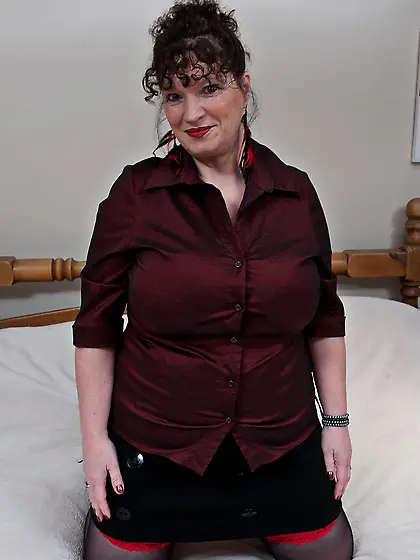 Big Breasted mature Kim S.  loves to get naughty