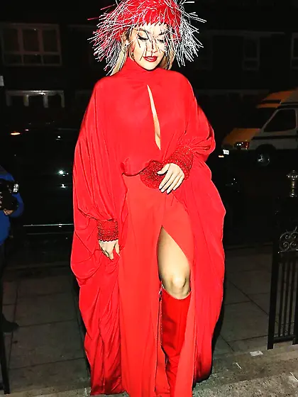 Rita Ora Sideboob