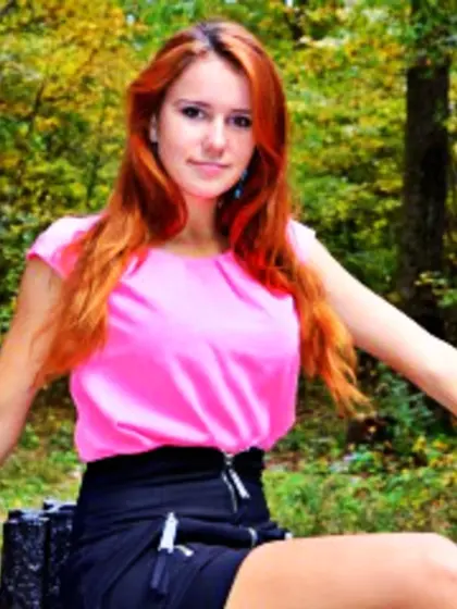 20 yo brunette Amadea willing to perform:...